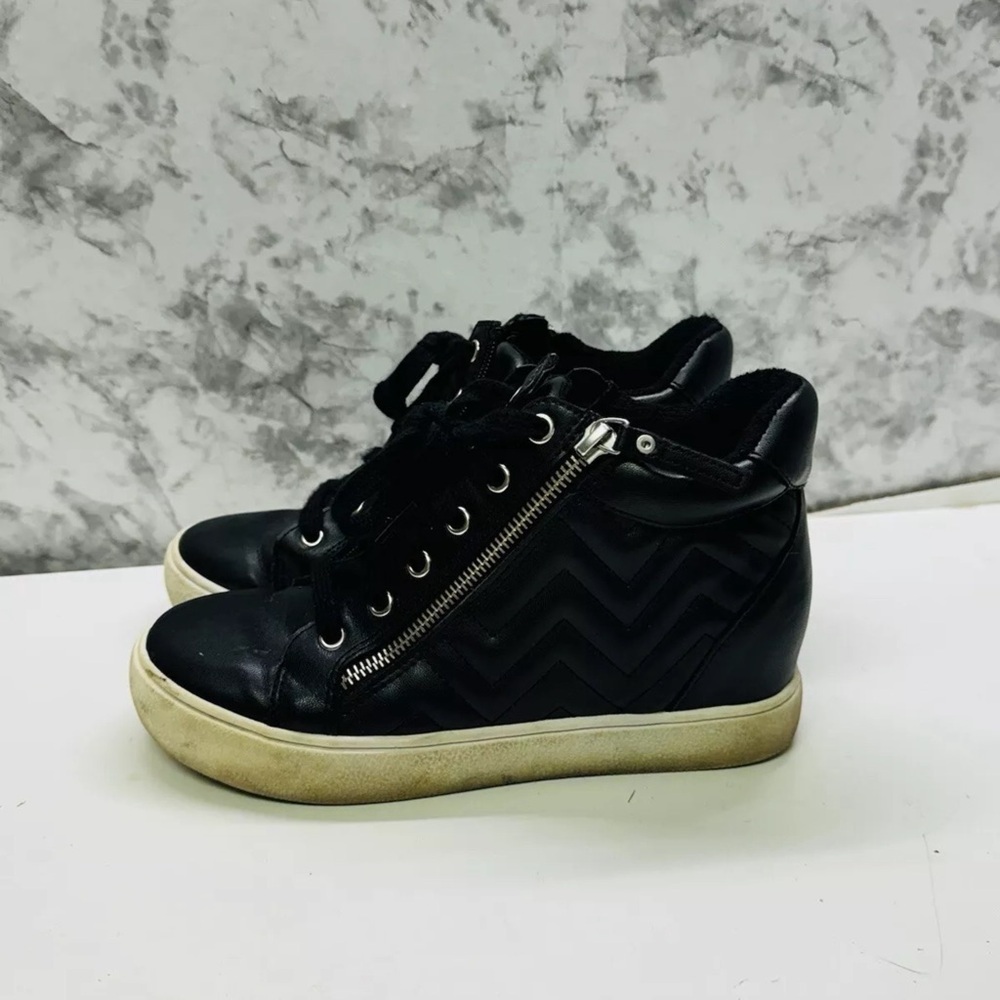 Wild Pair Sylah Wedge Sneaker Size 6.5 M